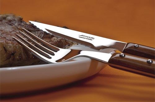 <a href="https://www.arcos.com/es_ES/juegos/cuchillos-mesa"><span style="color: #ffffff;"><strong>Cuchillos mesa</strong></span></a>