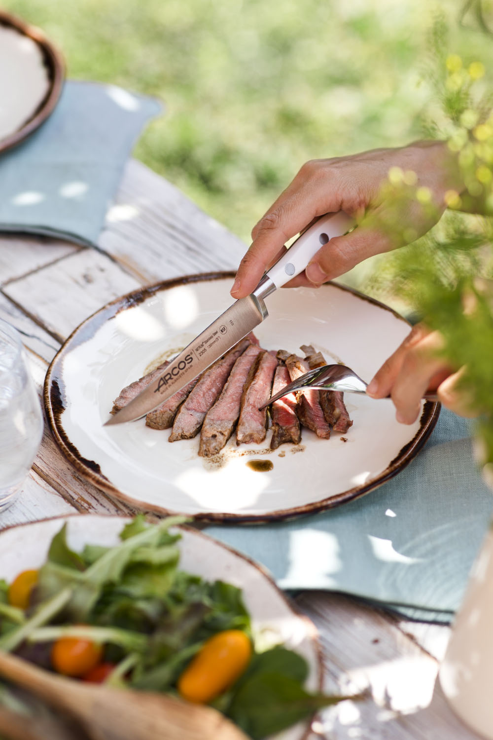 ARCOS_Riviera_Blanc_chuletero_bodeg_n_barbacoa_web_
