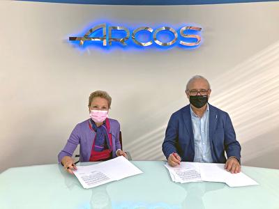 Arcos firma de nuevo un acuerdo solidario destinado a la lucha contra el cáncer de mama con la AECC